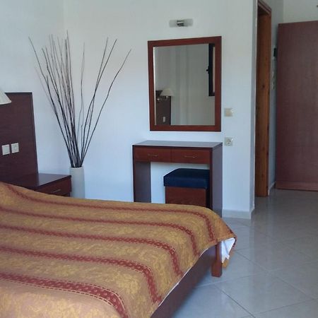 House Petridis Aparthotel Metamorfosi  Bagian luar foto
