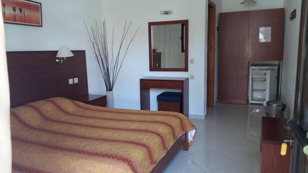 House Petridis Aparthotel Metamorfosi  Bagian luar foto
